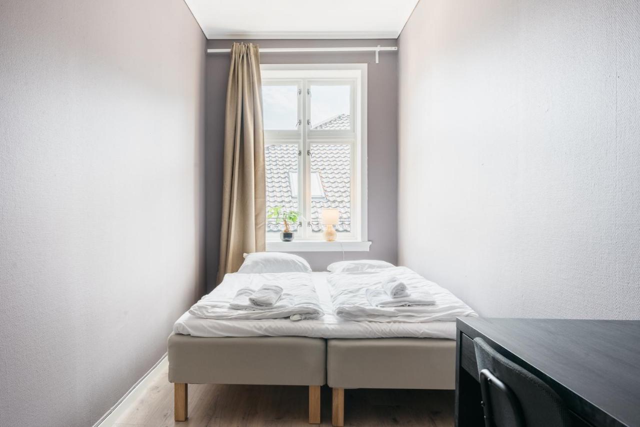 S54 - Private Rooms In The City Center Bergen Extérieur photo